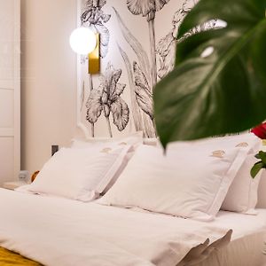 Feniks Fragola Apartments